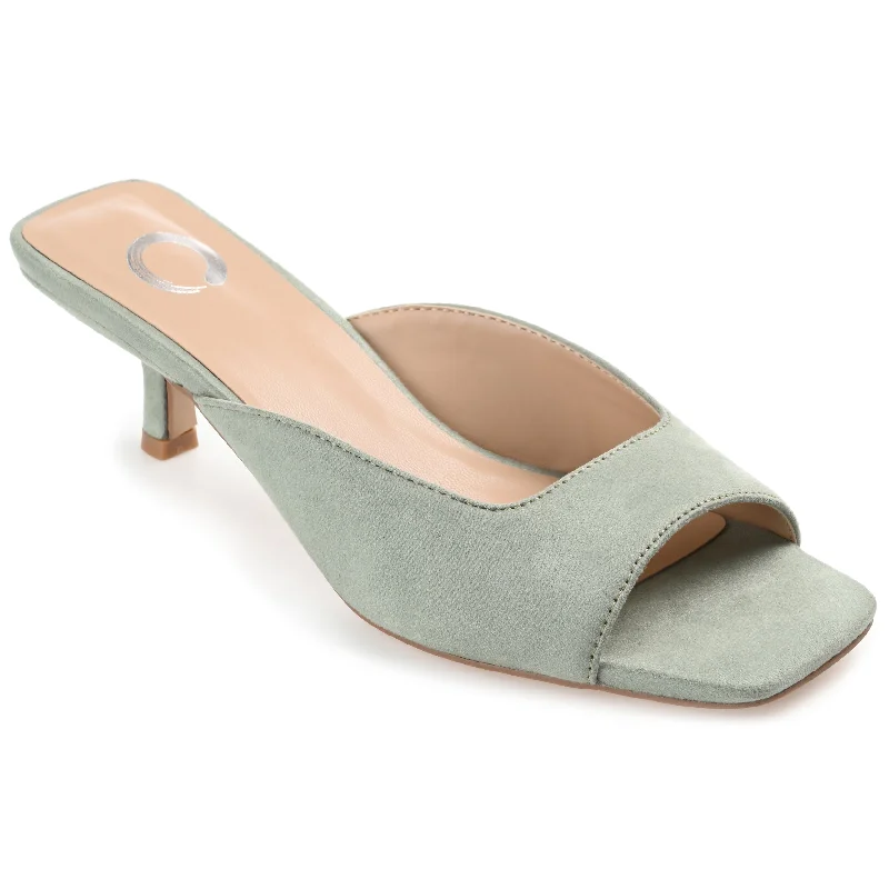 Journee Collection Women's Larna pump