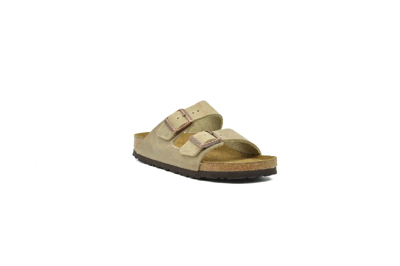 BIRKENSTOCK Arizona Soft Footbed Oiled Leather