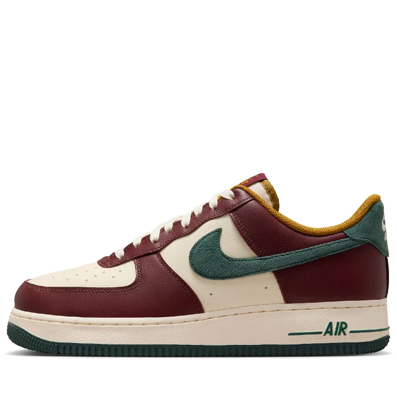 Nike Air Force 1 '07 LV8 - Coconut Milk/Dark Team Red